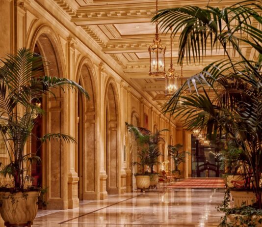 Glanz und Glamour: Wie Luxus-Hotelcasinos weltweit neue Maßstäbe setzen Urlaub