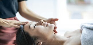 Entspannung neu definiert: Wenn die Wellnessliege dich fühlen lässt, nicht du sie Wellness