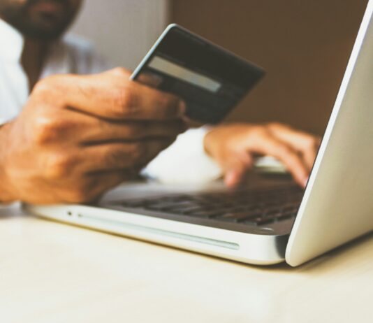 Der Siegeszug der Instant Economy: Warum Transaktionen in Sekundenschnelle zum neuen Standard werden! Instant Economy